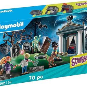 BRAND NEW / NEVER OPENED / Playmobil SCOOBY-DOO! Adventure in the Cemetery